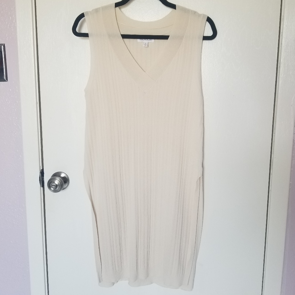Prologue beige long knit top